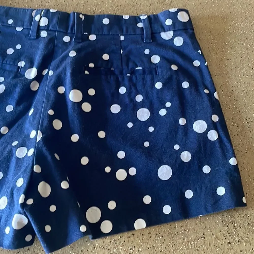 Khakis by GAP navy blue and white polka dot Summer Short